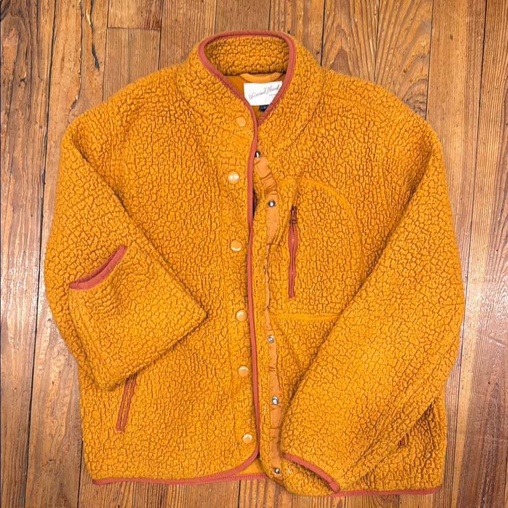Fall cozy 🍁Universal Thread Teddy Jacket in Mustard